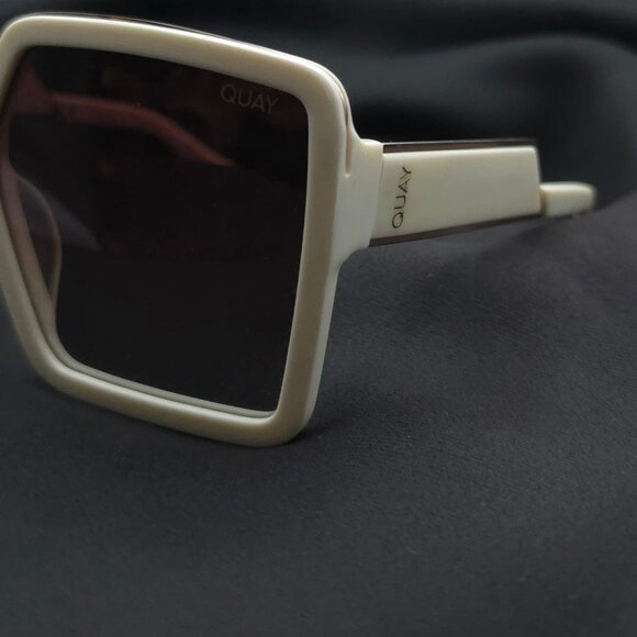QUAY Australia Almost Ready 1217 Oversized Sunglasses Ivory Brown Polarized - Picture 8 of 15